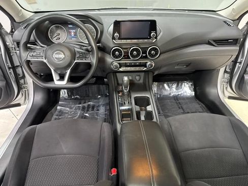 Used 2022 Nissan Sentra S FWD image 2
