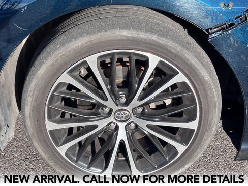 Used 2018 Toyota Camry SE FWD image 7