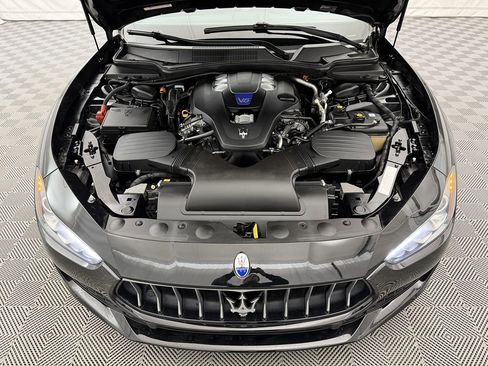 Used 2021 Maserati Ghibli S Q4 image 28