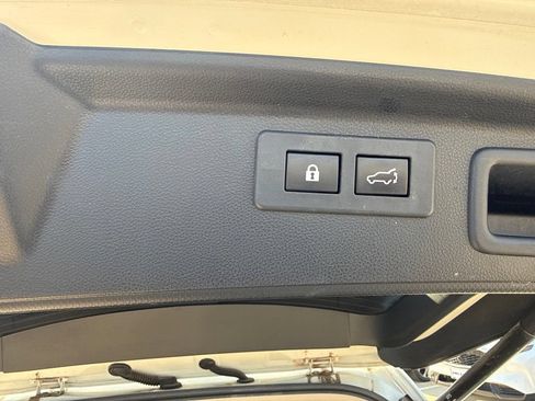 Used 2019 Subaru Forester Limited AWD/4WD image 15