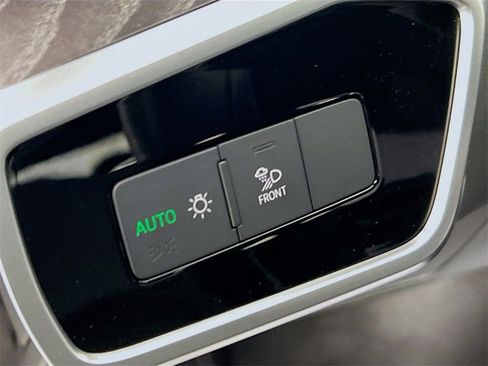 Used 2024 Audi A6 2.0T Premium w/ Convenience Package image 10