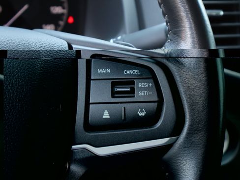 Used 2025 Honda Ridgeline RTL image 16