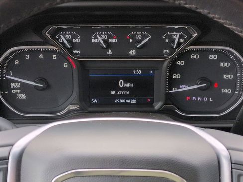 Used 2022 GMC Sierra 1500 Elevation image 11