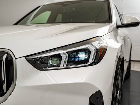 New 2026 BMW X1 xDrive28i w/ Technology Package AWD/4WD image 15