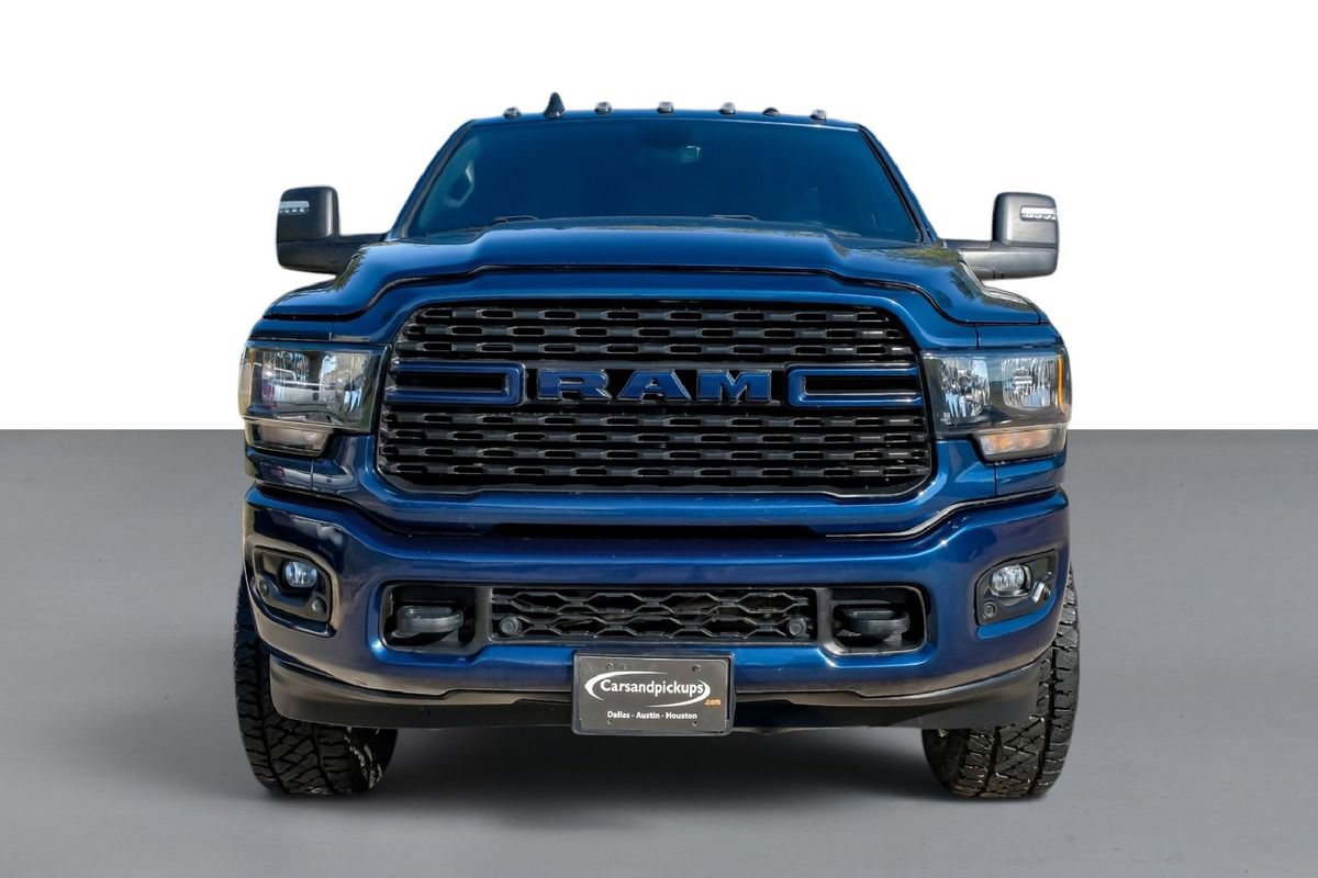 Used 2024 RAM 2500 Big Horn w/ Night Edition AWD/4WD image 3