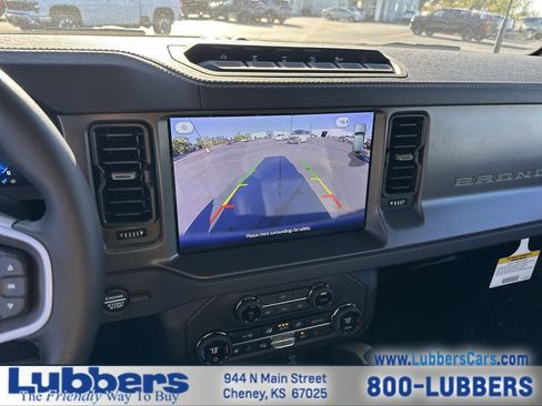 New 2025 Ford Bronco Badlands image 16