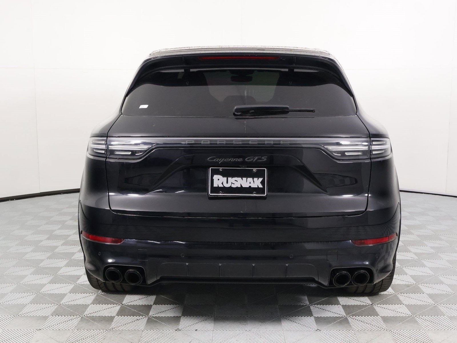 Certified 2023 Porsche Cayenne GTS AWD/4WD image 6