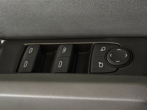 Certified 2024 GMC Canyon Elevation w/ Elevation Premium Package image 4