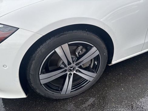 Used 2025 Mercedes-Benz C 300 4MATIC Sedan image 38