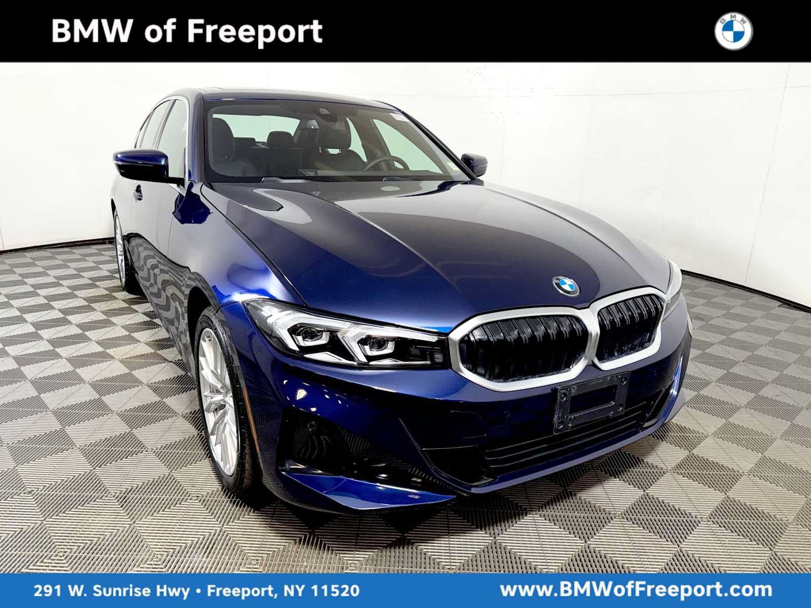 Used 2024 BMW 330i xDrive Sedan w/ Convenience Package AWD/4WD image 1