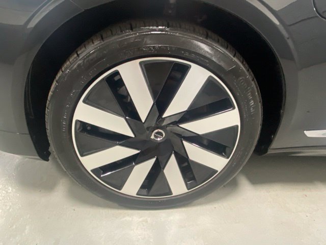 Used 2025 Volvo S90 T8 Plus AWD/4WD image 5