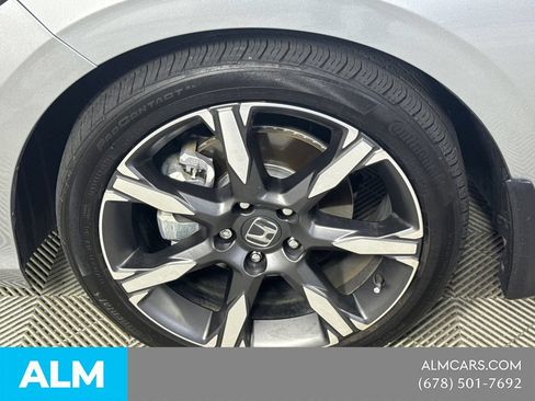 Used 2025 Honda Civic Sport image 14