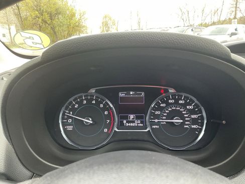 Used 2017 Subaru Forester 2.5i Limited AWD/4WD image 17