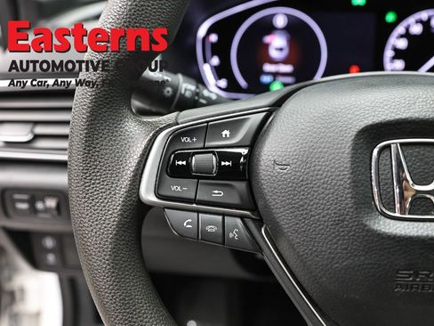 Used 2020 Honda Accord EX image 15