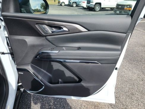 New 2026 Chevrolet Traverse High Country w/ LPO, Floor Liner Package image 37