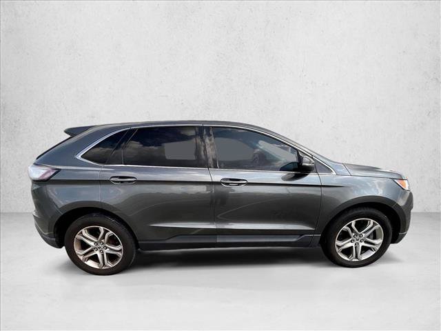 Used 2016 Ford Edge Titanium FWD image 4