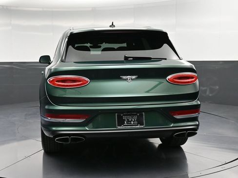 Used 2023 Bentley Bentayga AWD/4WD image 7
