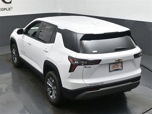 New 2026 Chevrolet Equinox LT w/ LPO, Floor Liner Package image 19