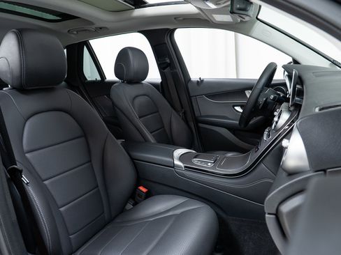 Certified 2021 Mercedes-Benz GLC 300 4MATIC image 22