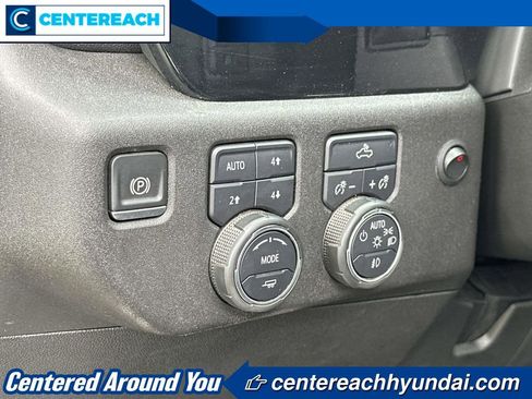 Used 2022 Chevrolet Silverado 1500 RST AWD/4WD image 19