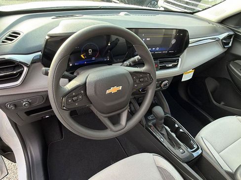 New 2026 Chevrolet TrailBlazer LT w/ Driver Confidence Package FWD image 19
