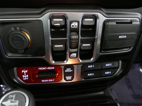 Used 2021 Jeep Wrangler Unlimited Rubicon image 23