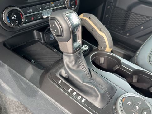 New 2025 Ford Bronco Badlands AWD/4WD image 14