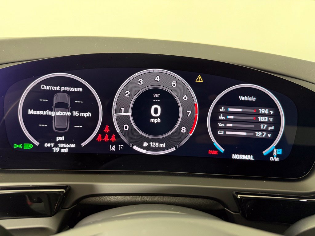 Used 2026 Porsche Cayenne AWD/4WD image 25