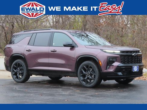 New 2026 Chevrolet Traverse RS w/ LPO, Floor Liner Package image 1