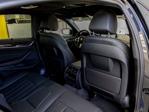 Certified 2023 BMW 540i w/ M Sport Package image 28