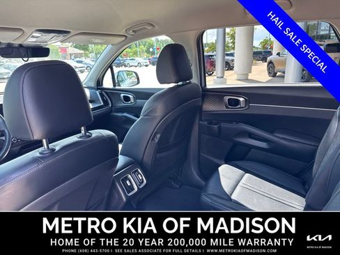 Used 2025 Kia Sorento EX FWD image 32