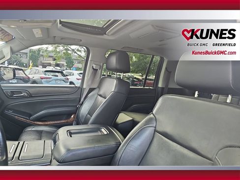 Used 2015 Chevrolet Suburban LTZ AWD/4WD image 22