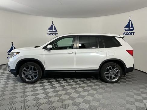 Used 2023 Honda Passport EX-L image 4