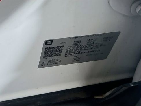 Used 2020 GMC Acadia SLT FWD image 25