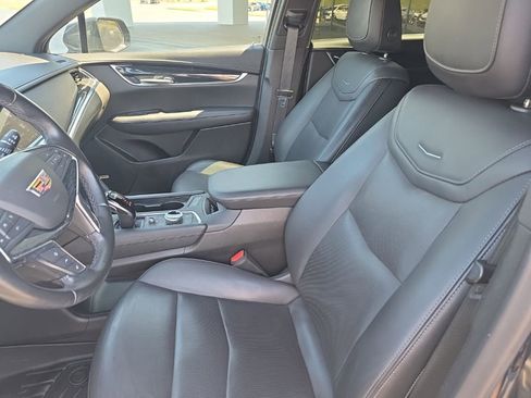 Used 2022 Cadillac XT5 Premium Luxury AWD/4WD image 21