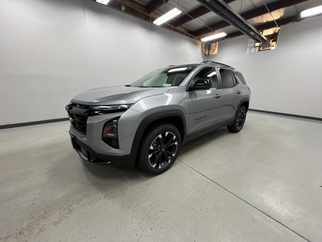 Certified 2026 Chevrolet Equinox RS w/ LPO, Floor Liner Package AWD/4WD image 4