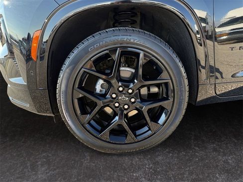 Used 2024 Chevrolet Traverse RS w/ LPO, Floor Liner Package image 9
