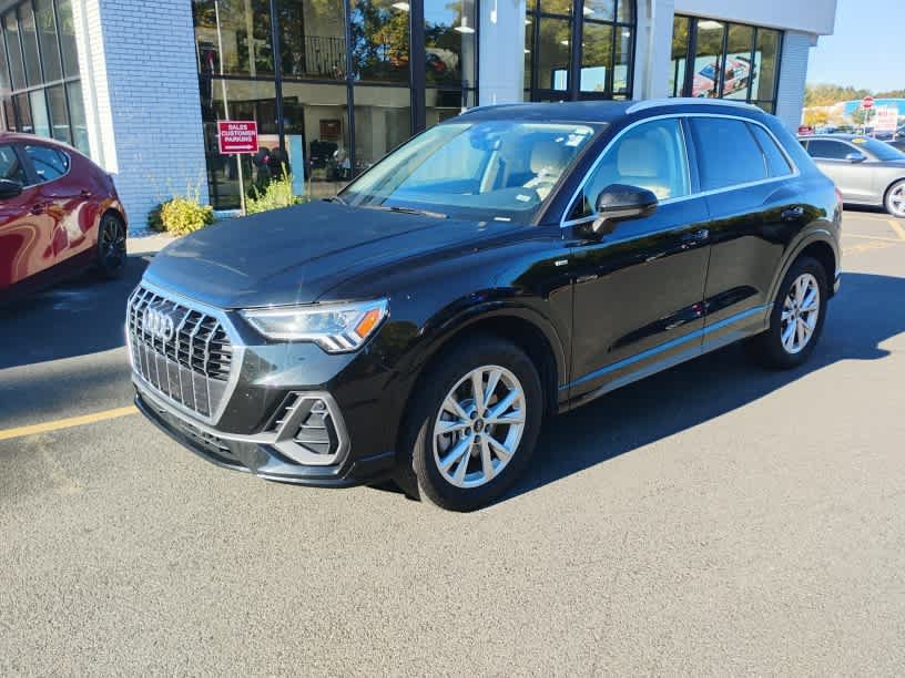 Used 2025 Audi Q3 2.0T Premium AWD/4WD image 3