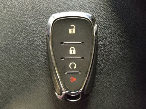 Used 2022 Chevrolet Equinox LS w/ LS Convenience Package FWD image 32
