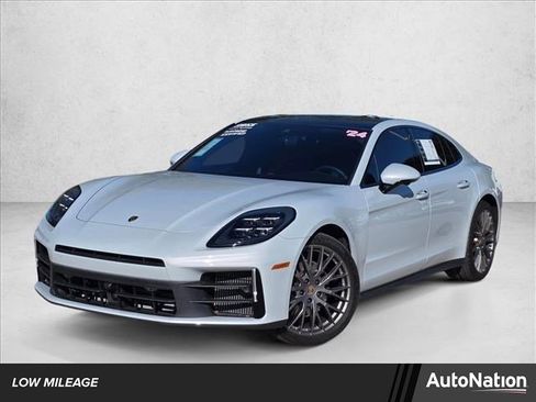 Used 2024 Porsche Panamera image 1