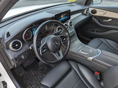Used 2021 Mercedes-Benz GLC 300 4MATIC image 14