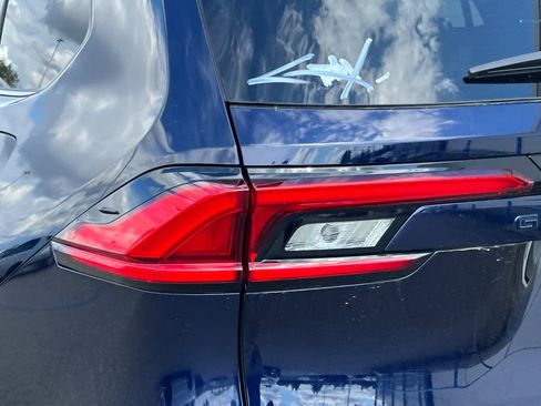 Used 2024 Toyota Grand Highlander AWD image 20