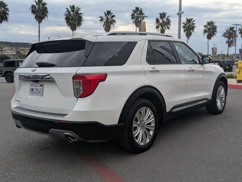 Used 2023 Ford Explorer Limited w/ Limited Technology Package image 6