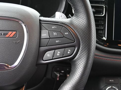 Used 2025 Dodge Durango GT image 31