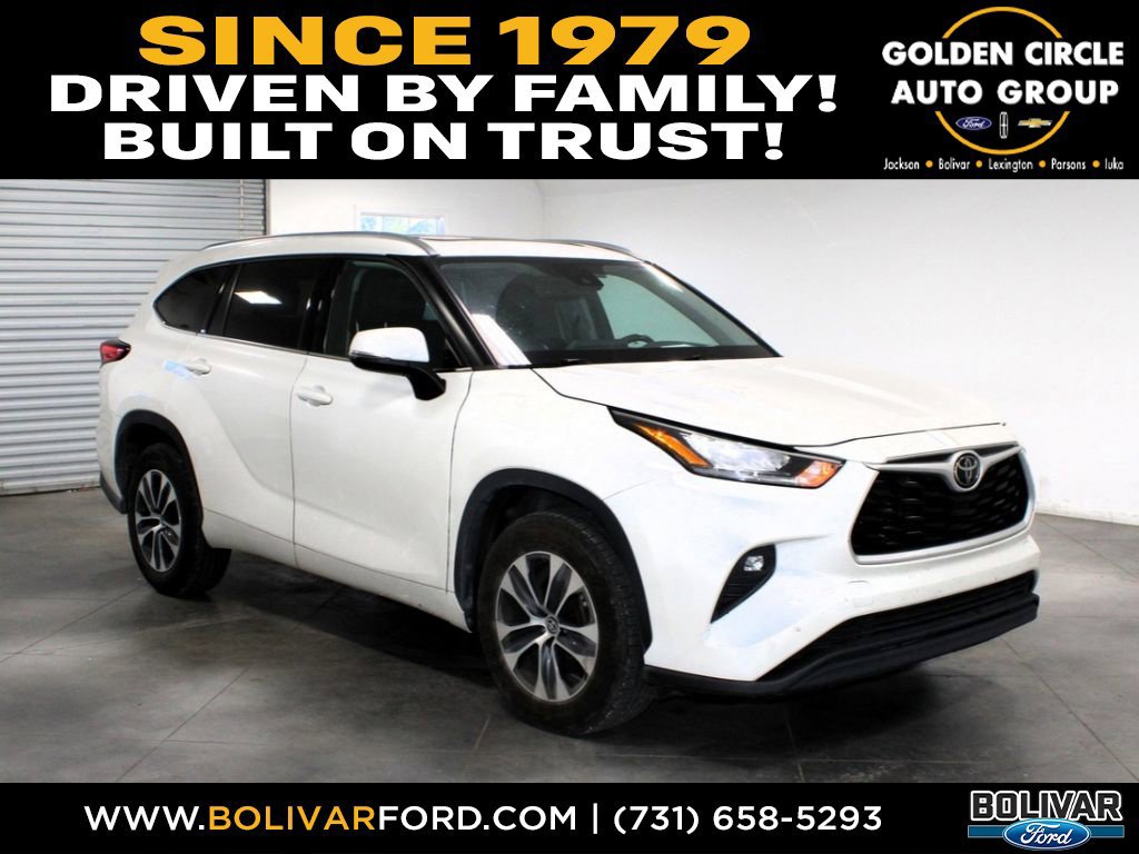 Used 2020 Toyota Highlander XLE FWD image 1
