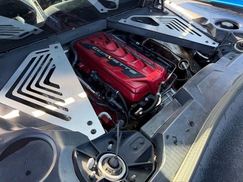 Used 2021 Chevrolet Corvette Stingray Preferred Cpe w/ Z51 Performance Package RWD image 15