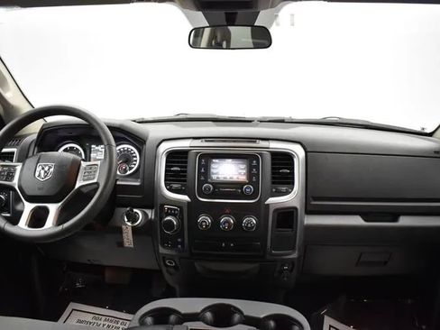 Used 2024 RAM 1500 Classic SLT AWD/4WD image 19