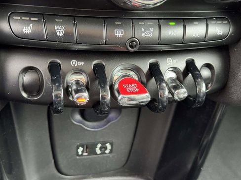 Used 2015 MINI Cooper S FWD image 8
