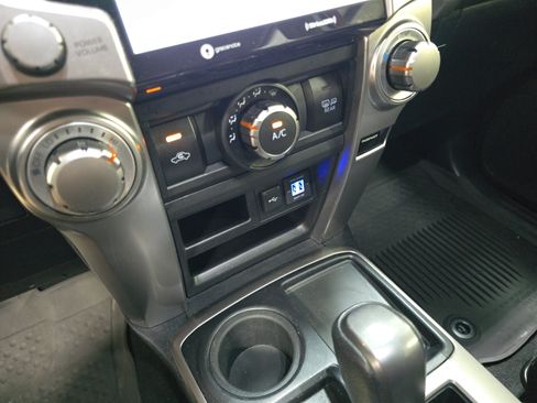 Used 2021 Toyota 4Runner SR5 RWD image 21