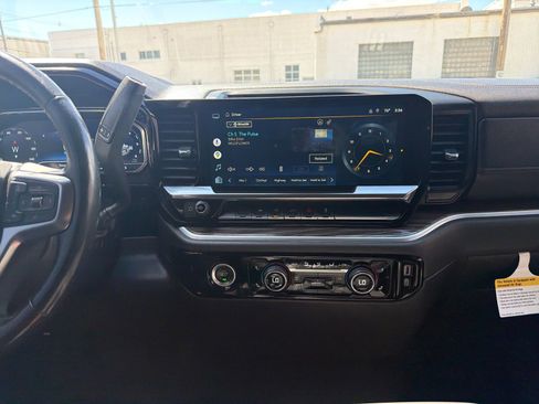 Used 2022 Chevrolet Silverado 1500 LT image 20